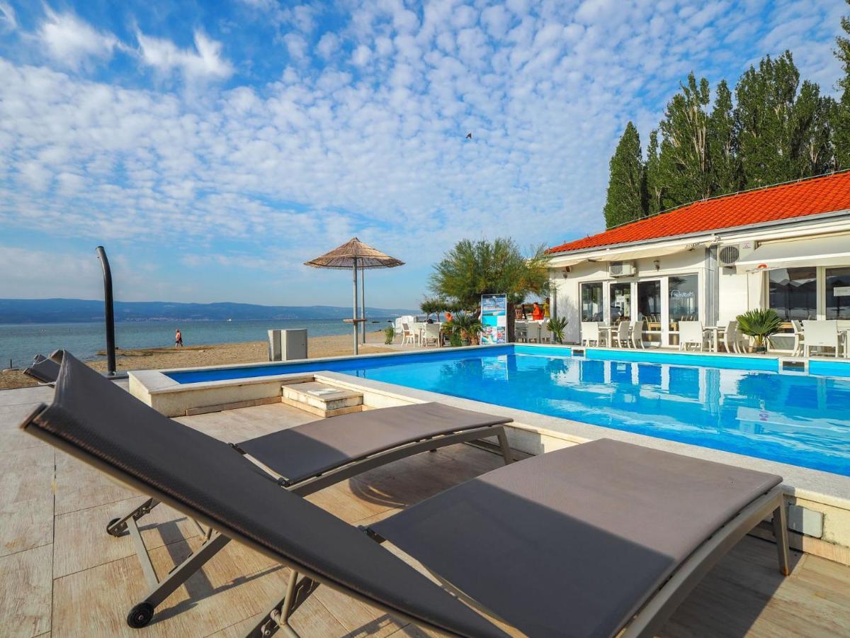 Mediteran Travel Mobile Homes Galeb أوميس المظهر الخارجي الصورة