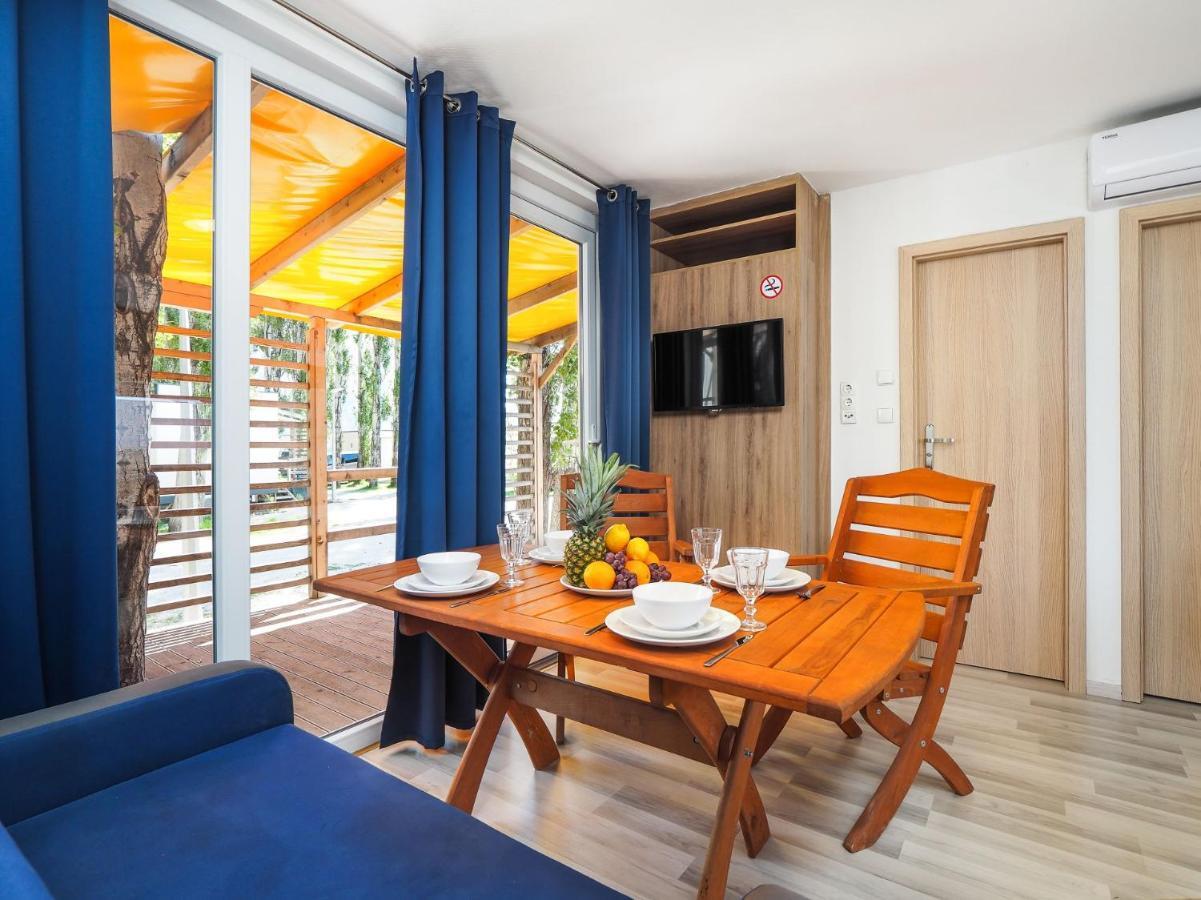 Mediteran Travel Mobile Homes Galeb أوميس المظهر الخارجي الصورة